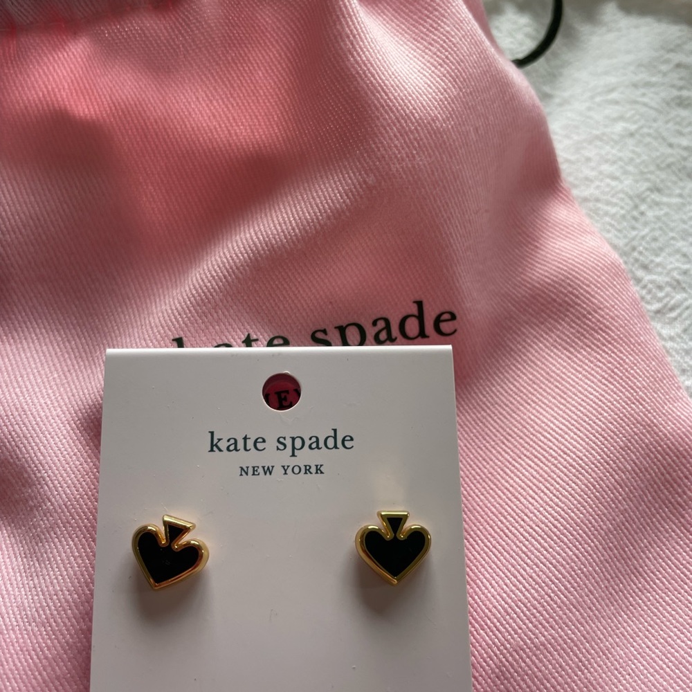 BEAUTIFUL kate spade black heart earrings!!!